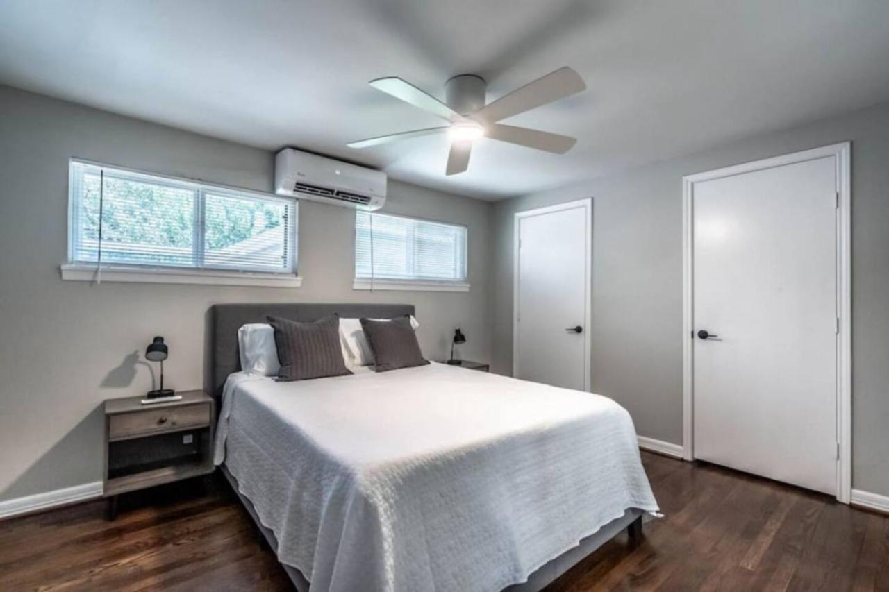 Roomy Urban Apartment Montrose! Free Parking #3 Х'юстон Екстер'єр фото